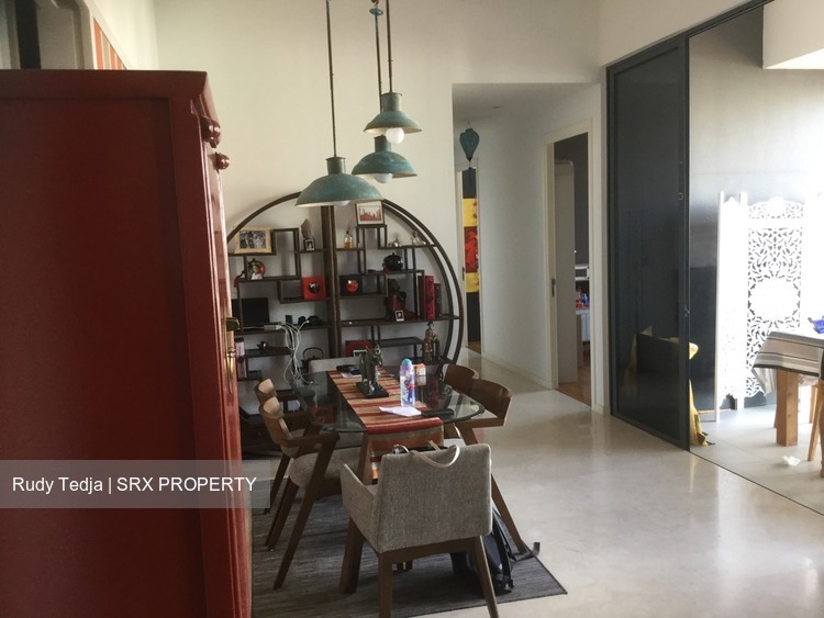 The Trizon thumbnail photo